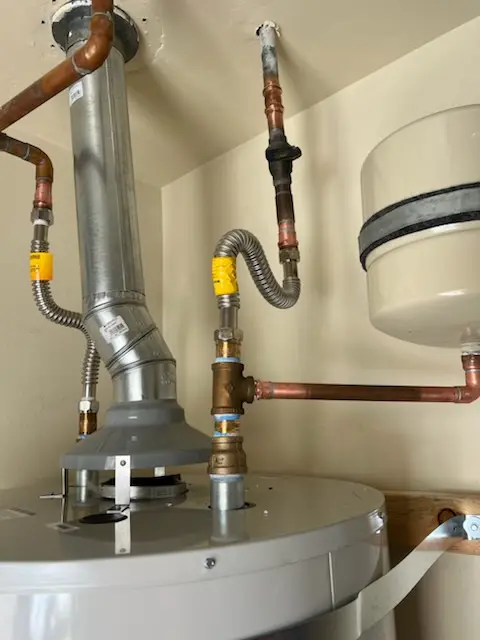 Water heater installation and plumbing repair in Duarte
